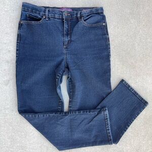 Gloria Vanderbilt Women's Straight Jeans (Size 12)